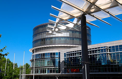 Euroguss Nuremberg en jet privé